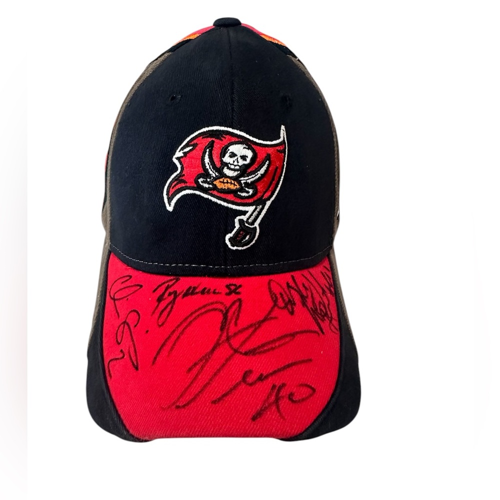 NFL Reebok Tampa Bay Buccaneers One Size NFL On-Field Autograph Cap